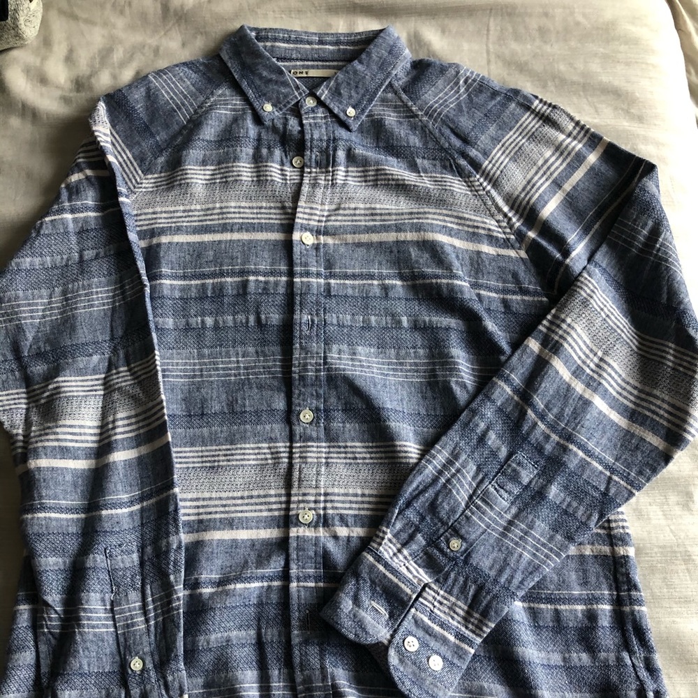 ONS button down light linen material size medium
